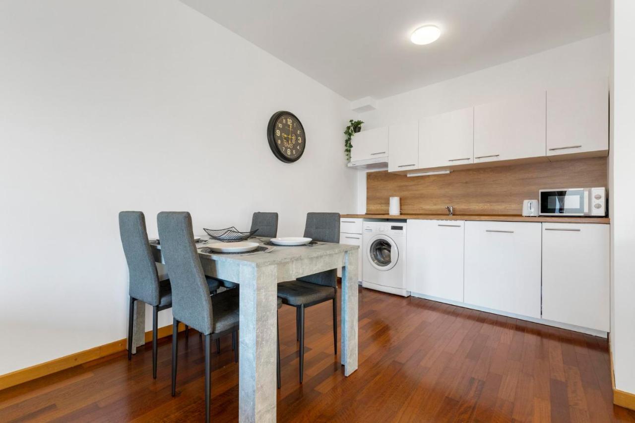 Urban Elegance Retreat Apartment Bratislava Exterior foto